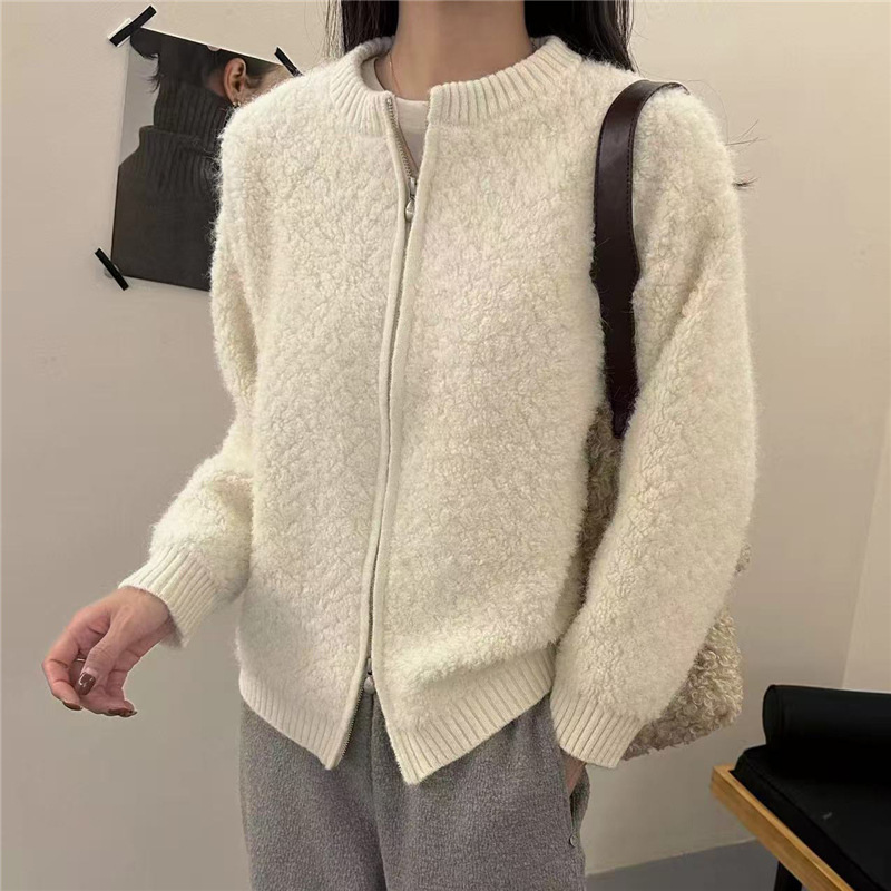 Autumn and Winter New High-End Beige Cashmere Hooded Zipper Knitted Cardigan for Women, Lazy, Soft and Waxy Warm Sweater