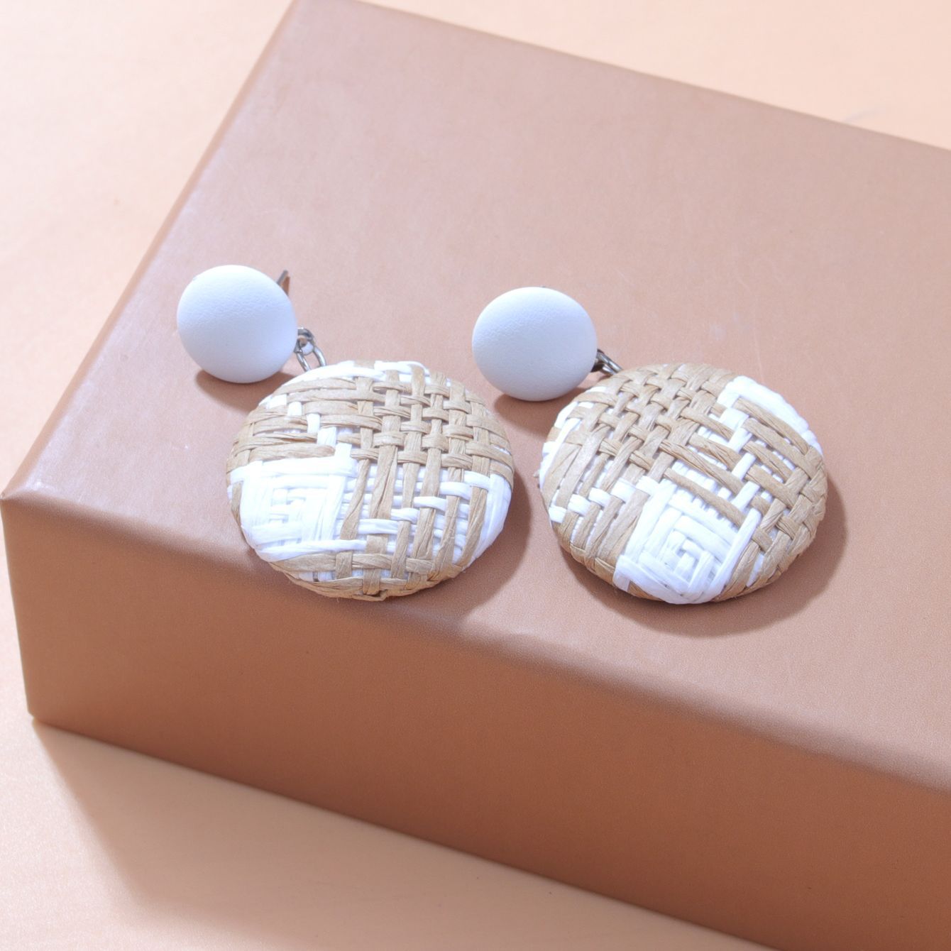 European And American New Woven Earrings Retro Ethnic Style Round Earrings display picture 3