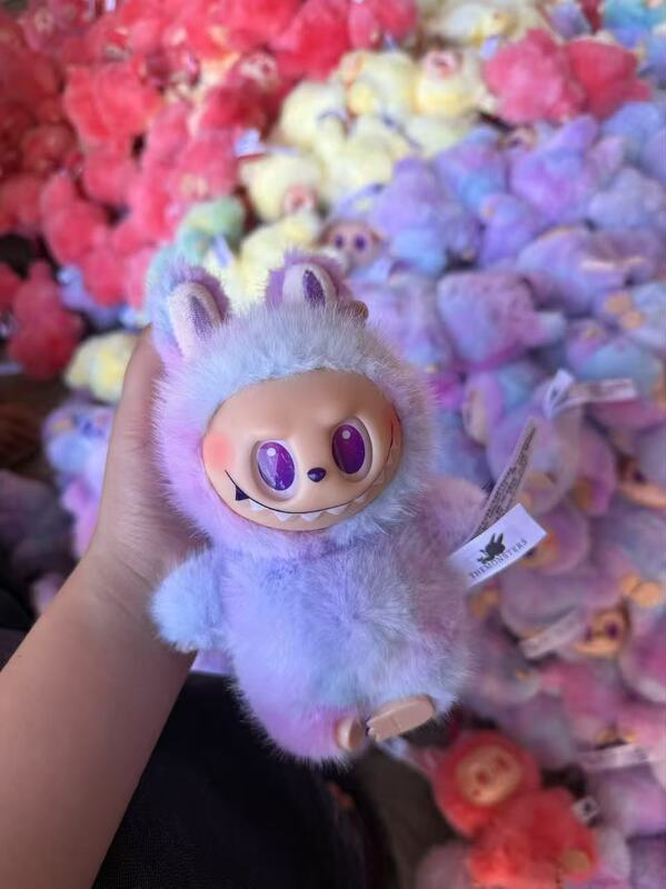 ネットで話題の第3世代ラブブ（Labubu）ビニール製ぬいぐるみペンダント、ラブブ（Labubu）ブラインドボックスフィギュア|undefined