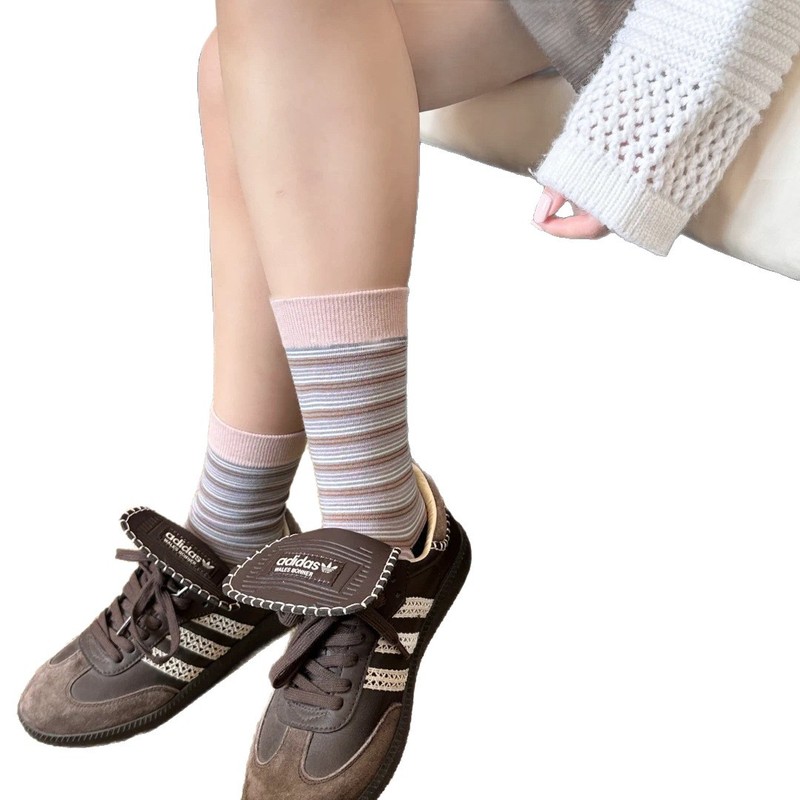 早秋氛围感· 日系撞色条纹百搭中筒复古多巴胺拼色慵懒风中筒女|undefined