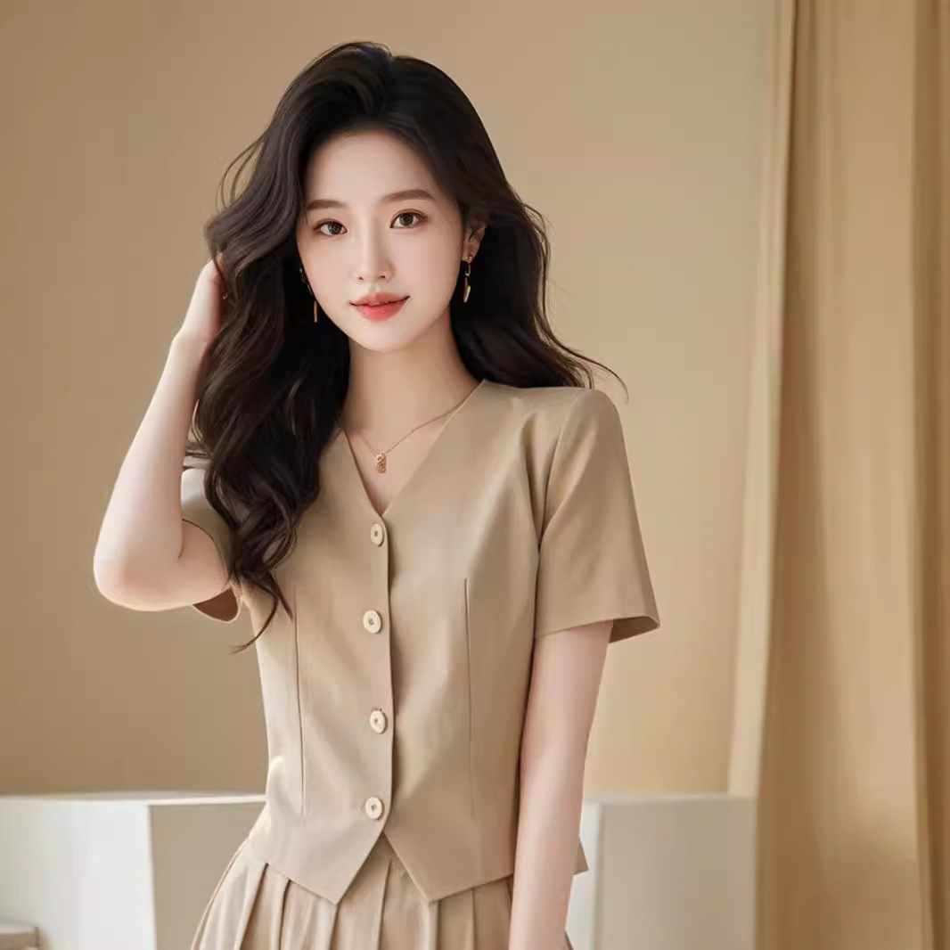 Set áo sơ mi ngắn tay và chân váy công sở nữ mùa hè — Màu kaki