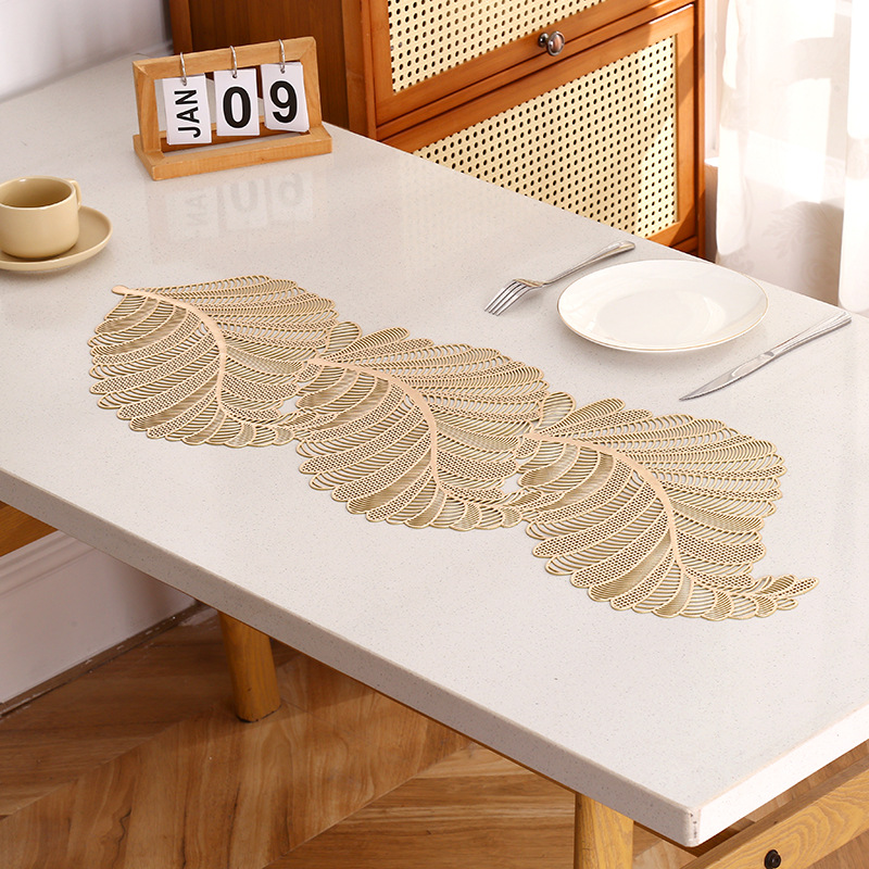 Alfombrilla de mesa simple de lujo ligero europea y americana, impermeable y a prueba de aceite, almohadilla de aislamiento térmico de PVC, sentido avanzado, bandera de mesa de viento INS al por mayor