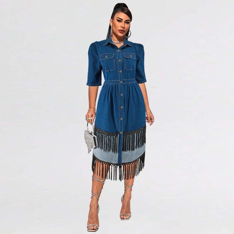 Plus size jeansklänning för kvinnor med krage och tofsar_voghion.com