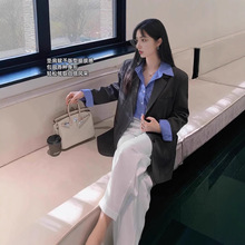 �n���ɫб�y���eС���b����Ů2025���＾�¿�߼��Ќ���ͨ������