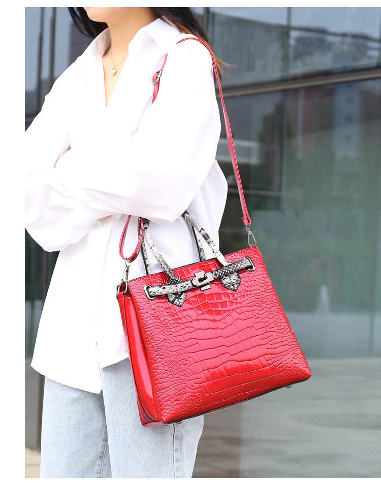 New European and American fashion crocodile pattern crossbody single-shoulder handbag bags for women, wholesale of mother and child set bags undefined