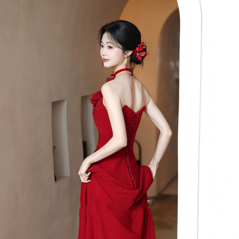 Floral Mist Series Red Engagement Dress 2026 Summer New One-Shoulder Fashion Bridal Banquet Evening Gown