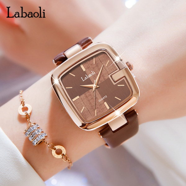 Fashionable quartz elegant belt