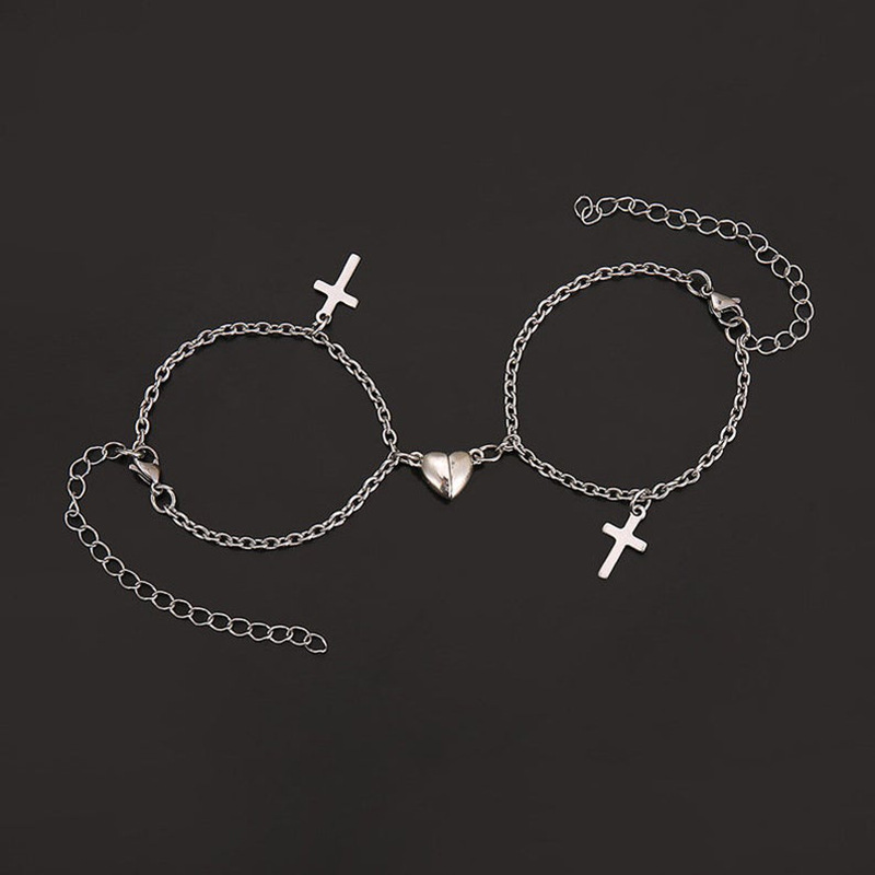 Women'S Gender Patchwork, Plating Design New Cross Heart-shaped Pendant Simple Heart-shaped Magnet Attracts Alloy Bracelets