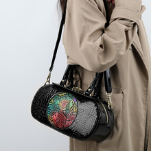 �羳������¿���Ƥ����Ůʿ������r��С�������W��������б���