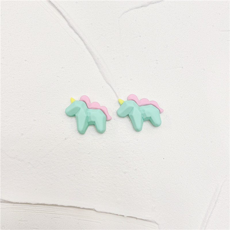 Simple Style Animal Heart Shape Plastic Epoxy Women's Ear Studs 1 Pair display picture 17