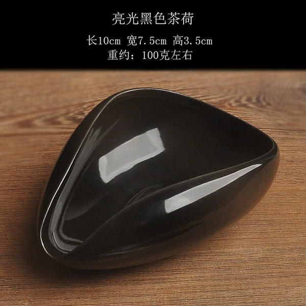 Glossy black tea lotus