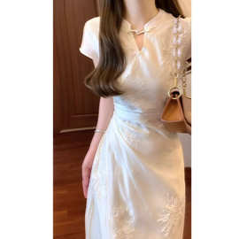 新中式国风改良白色旗袍连衣裙女夏2026新款小个子高级感汉服长裙