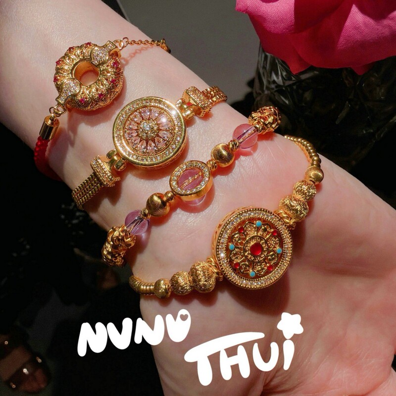 Traditional Engraved Lotus Heart Diamond-Cut Flower Window Gourd Bracelet, New Chinese Style Rose Compass Watch Strap Bracelet with Crystal Accents Traditional Engraved Lotus Heart Diamond-Cut Flower Window Gourd Bracelet, New Chinese Style Rose Compass Watch Strap Bracelet with Crystal Accents