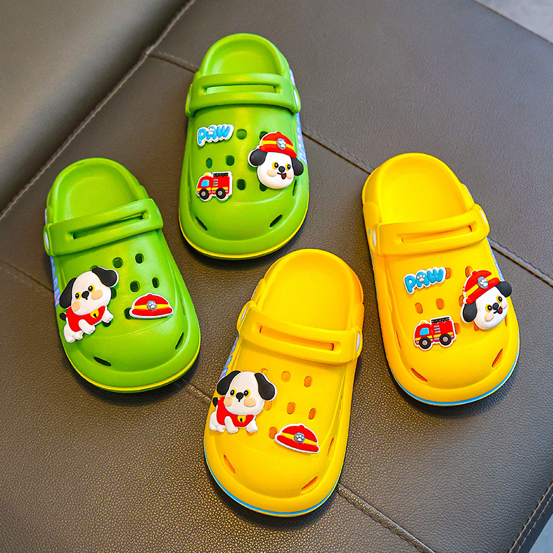 2024 verano EVA slip-on zapatillas para niños y niñas de dibujos animados infantil agujero zapatos zapatillas para niños