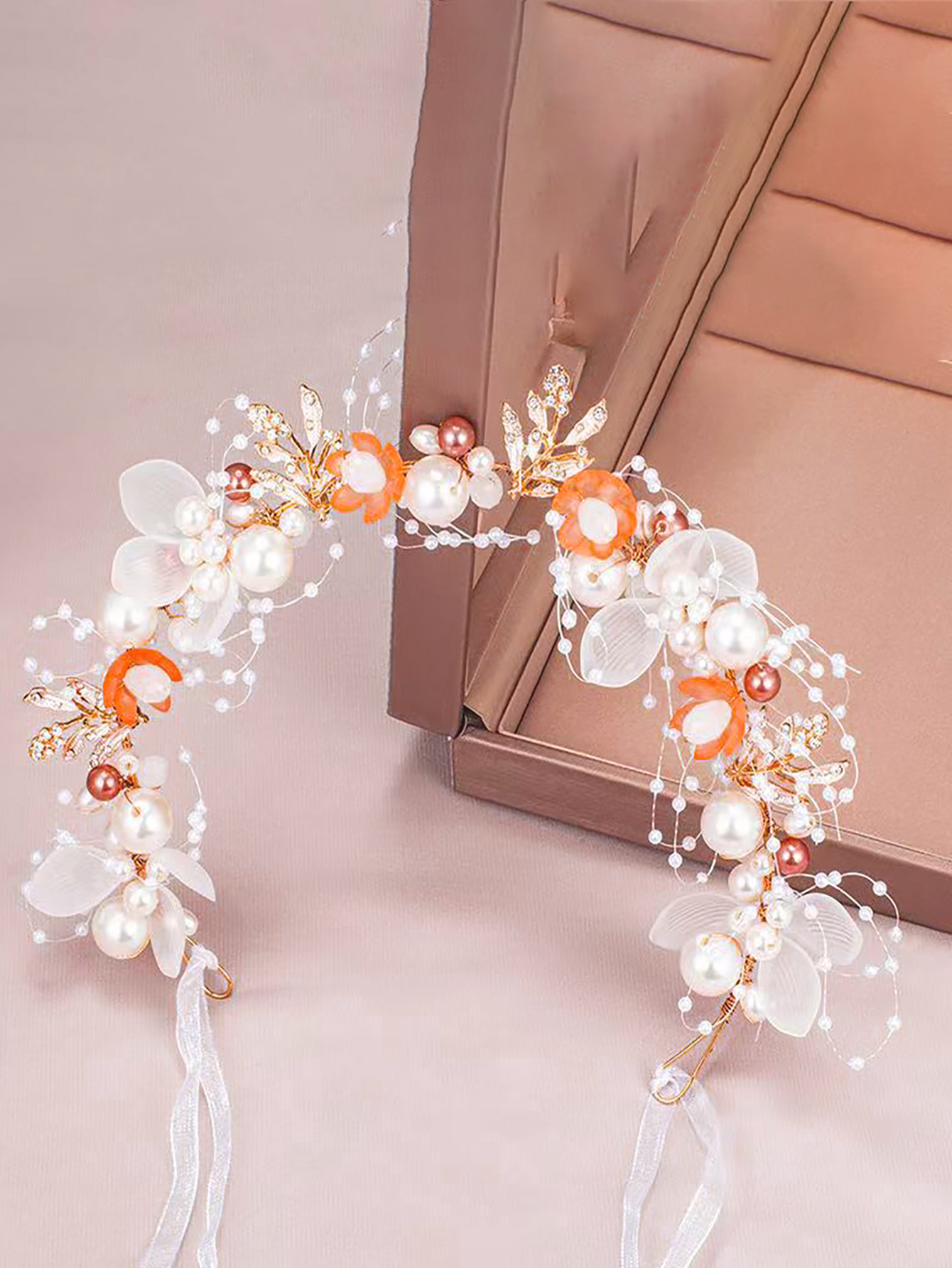 Diadema con corona de flores rosas estilo bosque, corona floral con perlas, corona nupcial, hermosa hecha a mano al estilo europeo. image 12