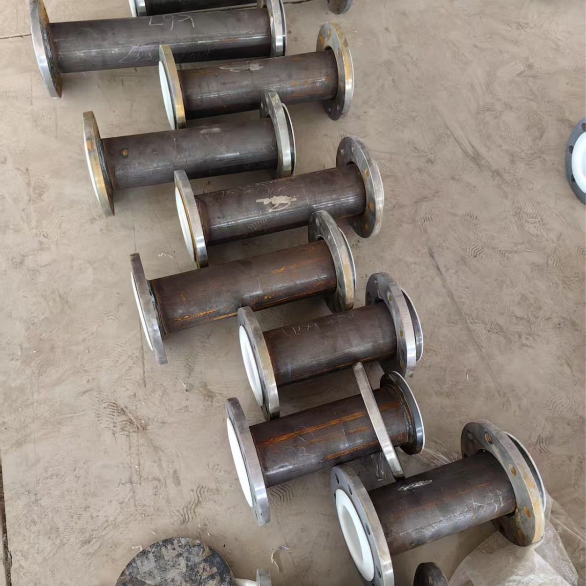 Wholesale of PTFE lined steel pipes, manufacturers of steel lined PTFE pipes, molded steel lined com