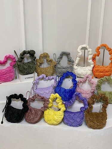 Pleated cloud bag, autumn and winter puffs bag, women's drawstring, single shoulder slung dumpling bag, velvet fluffy bag, wholesale cross-border
