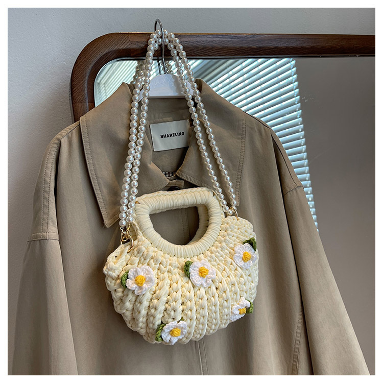 Women's Medium Fabric Flower Cute Weave Open Crochet Bag display picture 32