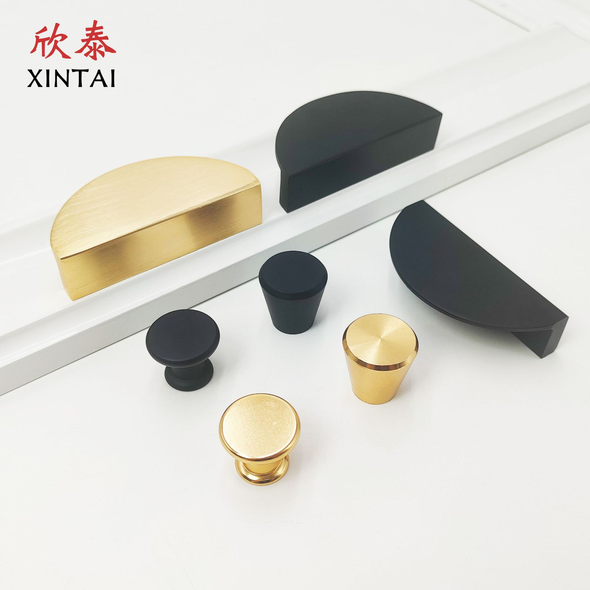 Half-moon black and gold handle pair of drawer nightstand cabinet minimalist furniture cabinet liquor cabinet wardrobe cabinet door handle