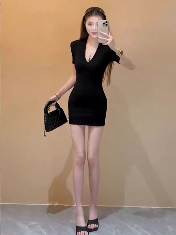 纯欲风v领辣妹夏季新款短袖气质连衣裙小黑裙紧身收腰包臀裙短裙~|undefined