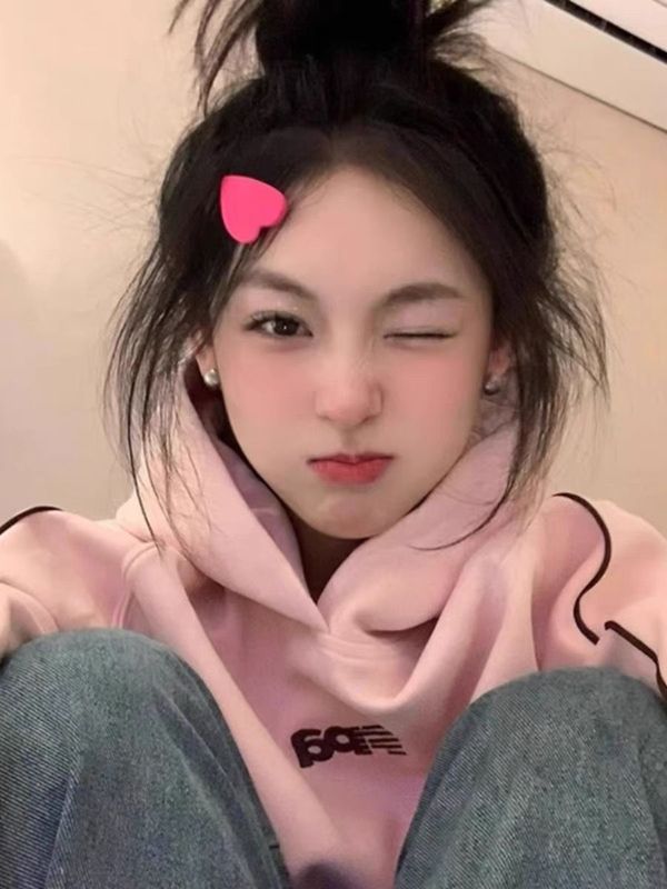 粉色连帽卫衣女春秋季2025新款秋冬chic慵懒美式高街oversize外套|undefined