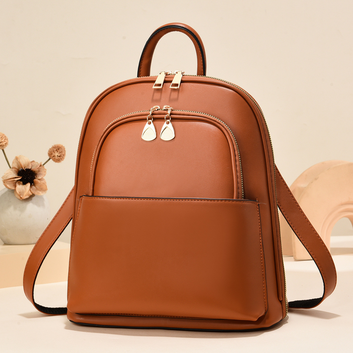 Fábrica de gran capacidad madre mochila de un solo hombro mujer nueva mujer de mediana edad mujer de viaje de cuero suave mochila grande y pequeña
