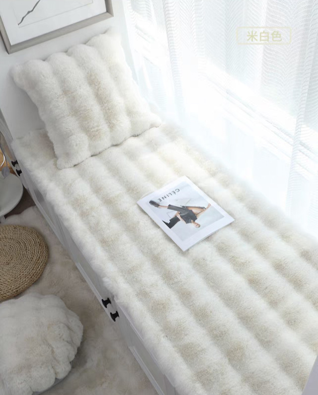 New Thickened Cream-Style Bubble Plush Carpet for Bedroom Bay Window, Bedside, Living Room, and Dressing Room