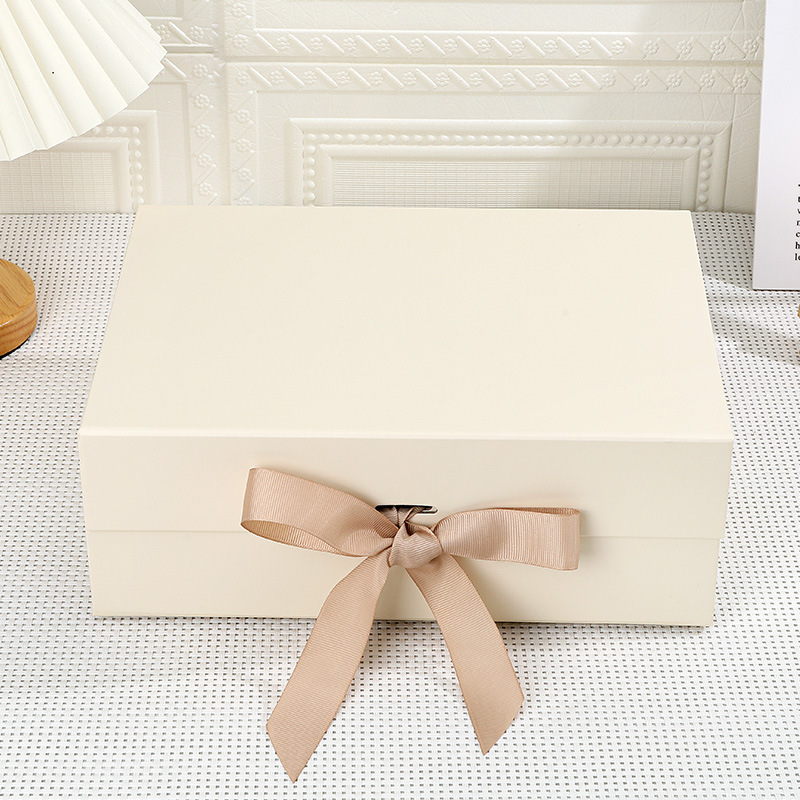 Caja plegable negra de alta calidad, comercio exterior, caja de embalaje plegable de una pieza, caja de regalo de negocios de alta gama, caja de cosméticos