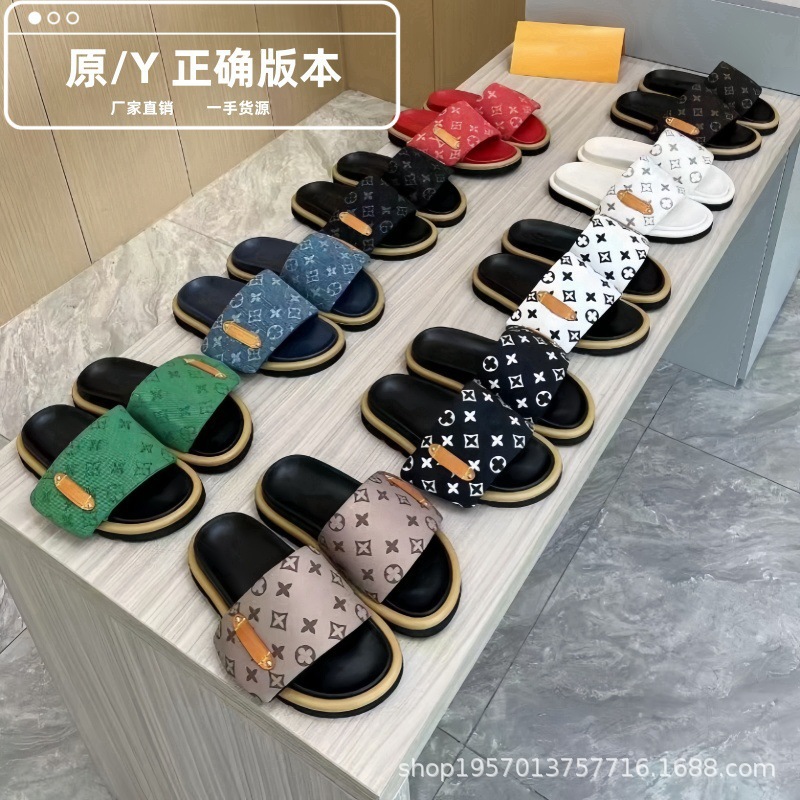 Zapatillas de velcro de suela gruesa para mujer 2024 verano nuevo estilo exterior moda antideslizante letras de mezclilla pareja chanclas