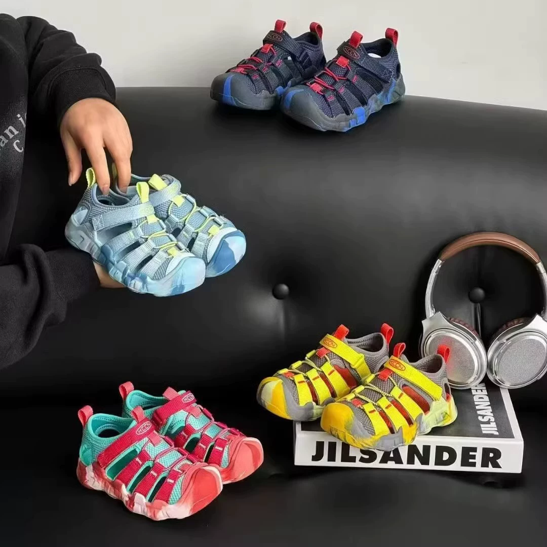 Детские сандалии 2025 летний новый стиль для девочек повседневные пляжные туфли липучки для мальчиков нескользкие бубо сандалии