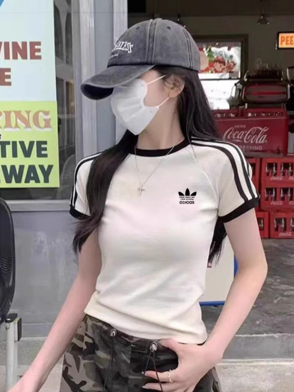 国境を越えたリブ生地のクローバー刺繍綿の丸首が痩せて見える半袖tシャツの上着の女性プルオーバー|undefined