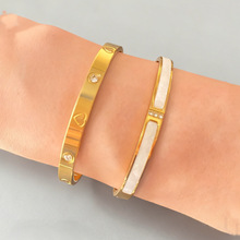 �羳���Q���u���ˮ����ɫ�䓃ɼ������C���b�18K��ٴ�߼���