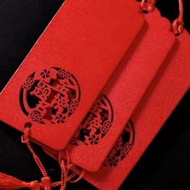 木质工艺品;壁挂、壁饰;骰子、筹码