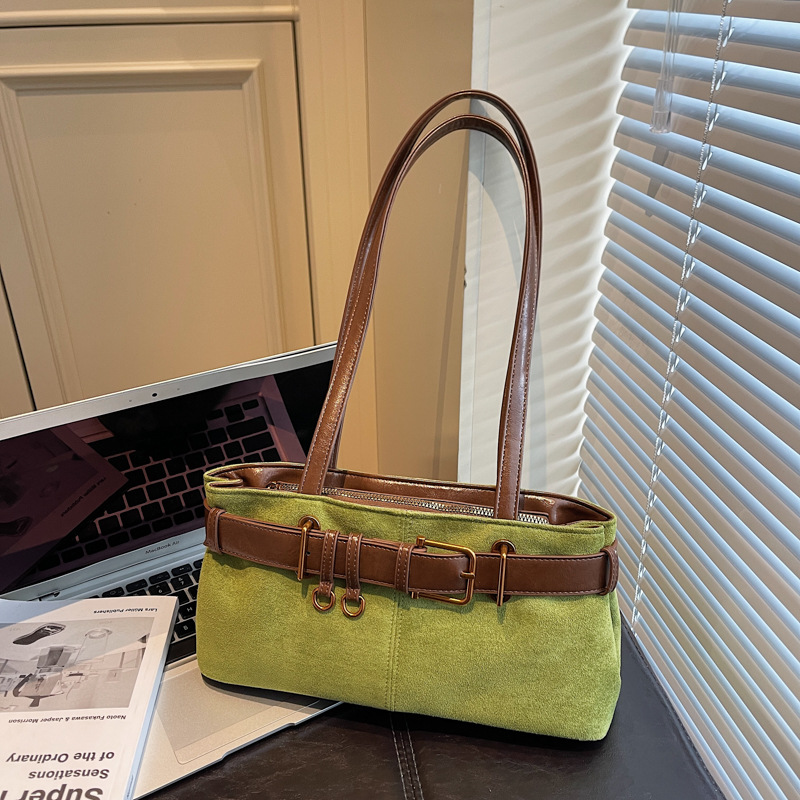Nicho de moda bolso de viaje para mujeres 2025 nuevo retro mate bolso de hombro brazo bolso de mano casual versátil