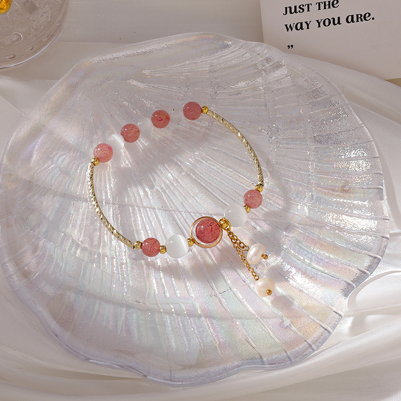 Special-shaped Pearl Strawberry Crystal Beaded Bracelet display picture 4