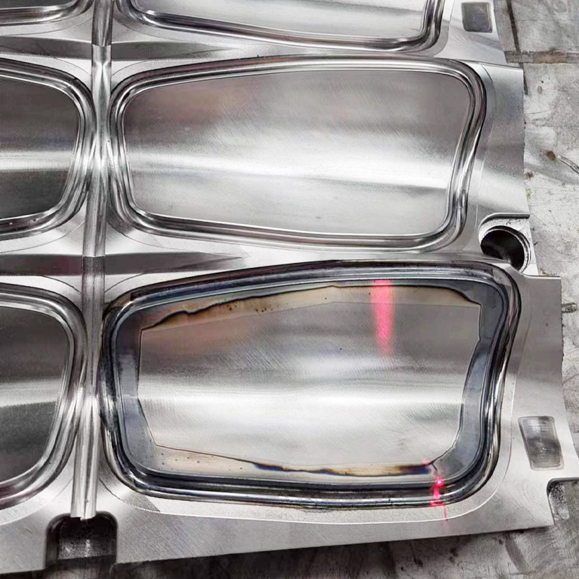 机器人激光淬火设备 五金塑胶模具45号钢 718钢材 激光淬火硬化