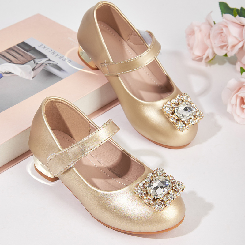 Girls' High-Heeled Shoes 2026 New Style Shoes with Rhinestones, Crystal Metal Buckle, Fashionable and Versatile Little Girl Leather Shoes, Christmas Shoes
