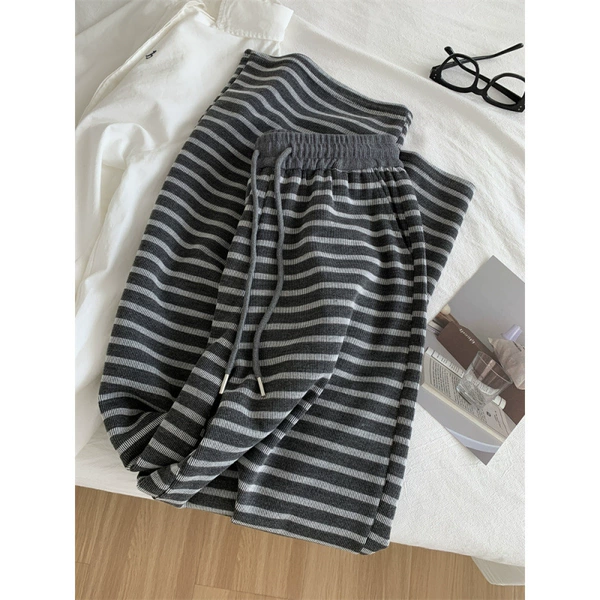 Gray strip