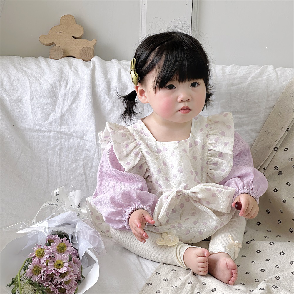 Ropa de bebé, ropa de primavera y otoño, princesa, dos piezas falsas, bebé femenino, bolso floral coreano, abrigo de pedo, mampara triangular de Mori