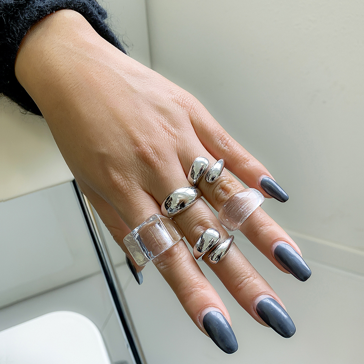 Irregular Opening Adjustable Ring Set Transparent Acrylic Simple Joint Alloy Ring display picture 3