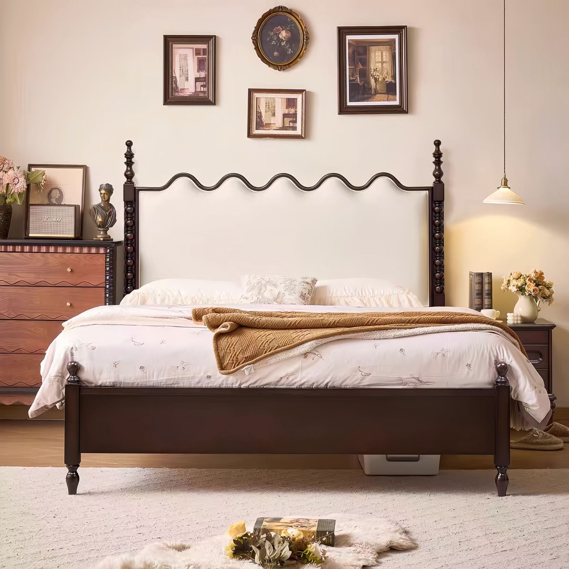 French Retro Solid Wood Bed 1.8m Double Master Bedroom Bed Rippled Soft Leather Bed 2m Bedroom Antique Style Large Bed
