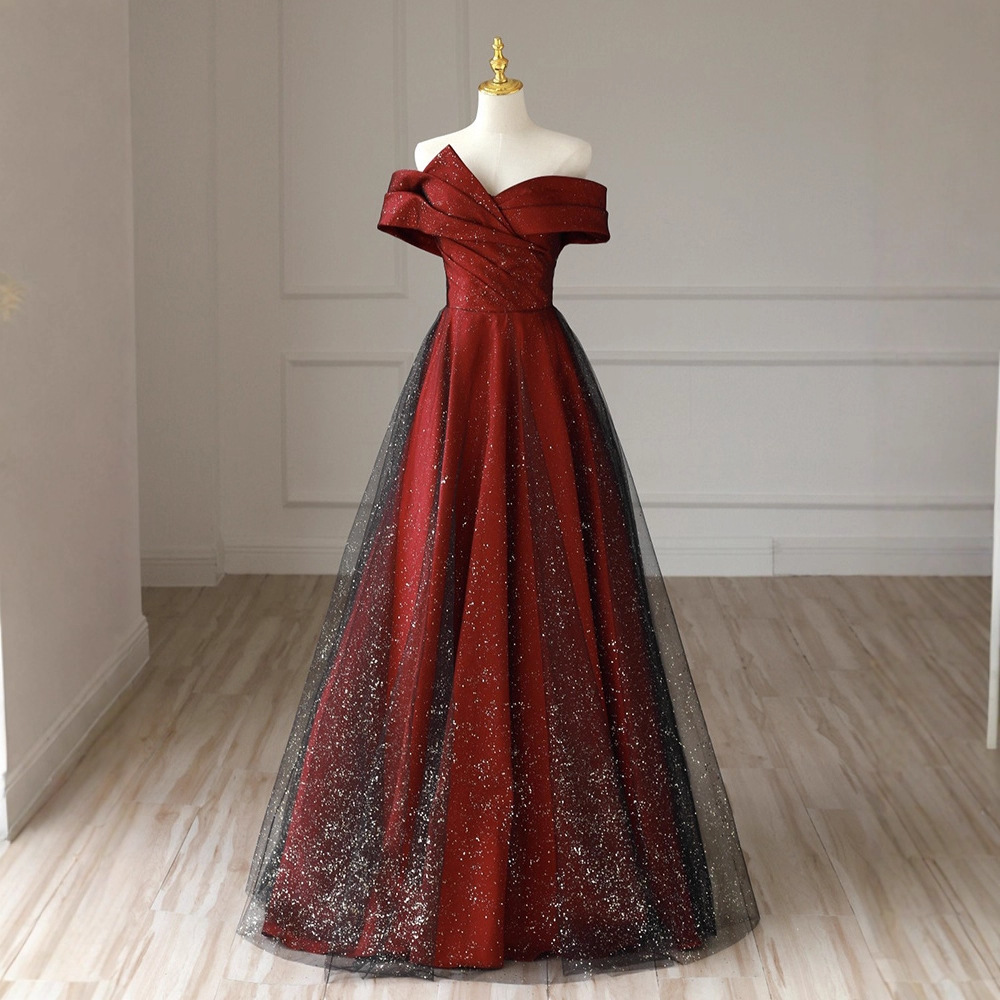 French-Style Off-Shoulder Red Wedding Dress for Pregnant Women, Plus-Size Slimming Bride Wedding Engagement Dress