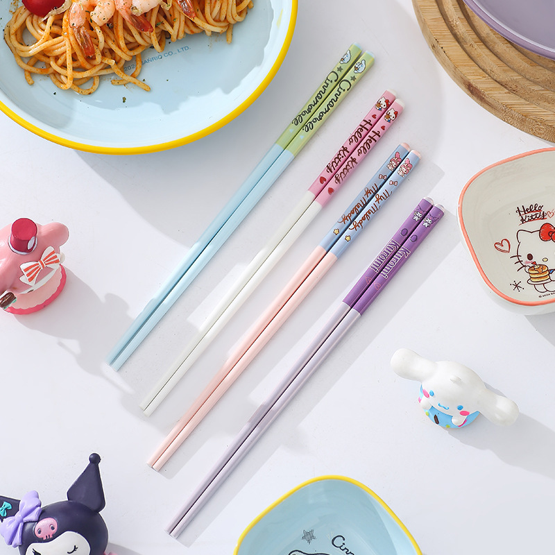 三丽鸥陶瓷筷子HelloKitty儿童成人通用筷卡通高颜值个人专用餐具|undefined