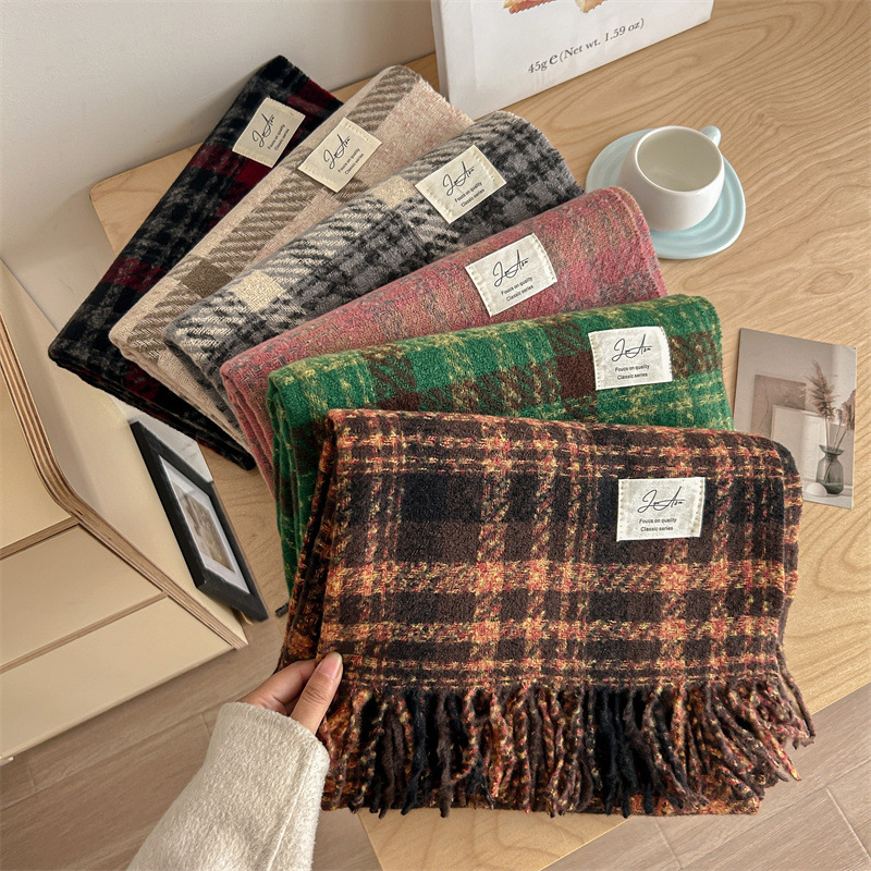 Elegant College-Style Tassel Shawl, New Autumn-Winter Soft Versatile Neck Warmer, Korean Version Cable Knit Plaid Scarf_voghion.com