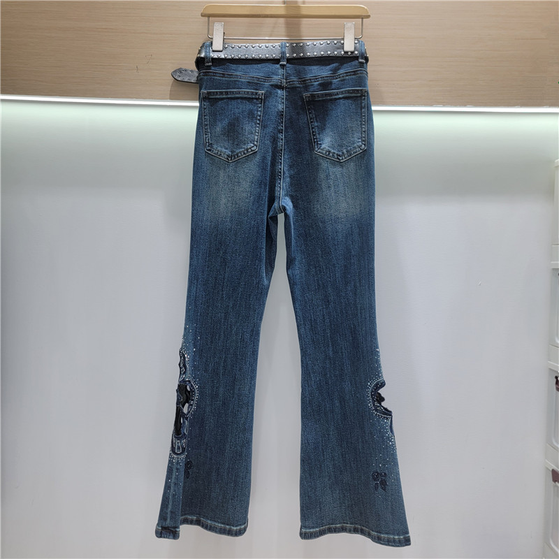 Agujero caliente jeans pantalones de micro-diámetro para mujeres 2026 primavera y verano nuevos productos europeos de cintura alta delgada hacer pantalones viejos