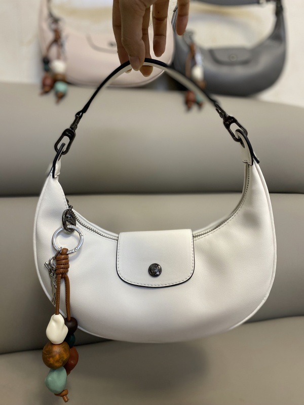 高品質の新しい XTRA 牛革三日月バッグ女性のミニ脇の下バッグシングルショルダーエンドウ豆バッグ本革ポータブルクロスボディバッグ|undefined