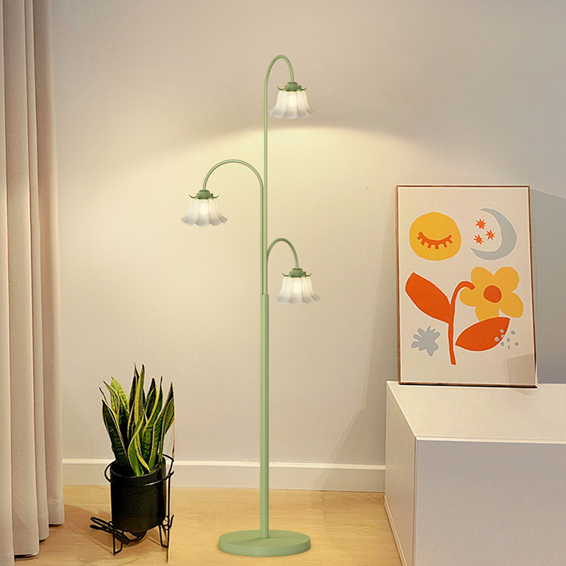 Lámparas de escritorio de flores de orquídeas pastorales creativas francesas, cálidas luces de cabecera del dormitorio, escritorio minimalista, lámparas de Taichung Mountain