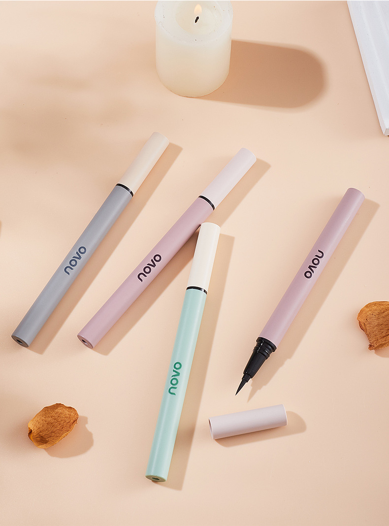 NOVO's colorful and smooth eyeliner liquid pen dries quickly, forms a long-lasting film, is waterproof and oil-resistant, and does not smudge the colored eyeliner undefined