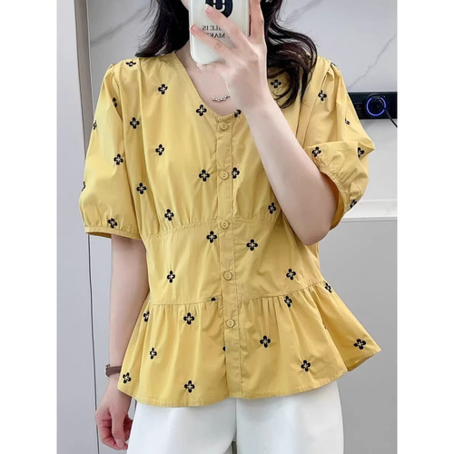 Korean Loose Elegant Collar Short Sleeve Shirt for Women 2025 Summer Slimming Waist Tunic with Fresh and Clean Embroidery Top