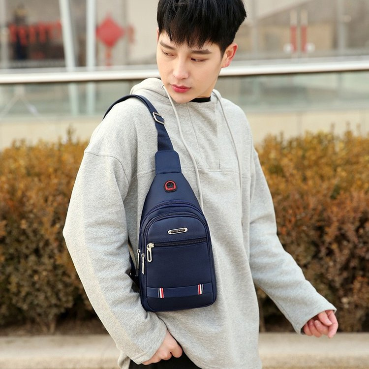 New Fashionable and Simple Casual Chest Bag for Men, Sports Travel Portable Crossbody Bag, Waterproof and Wear-Resistant Outdoor Shoulder Bag